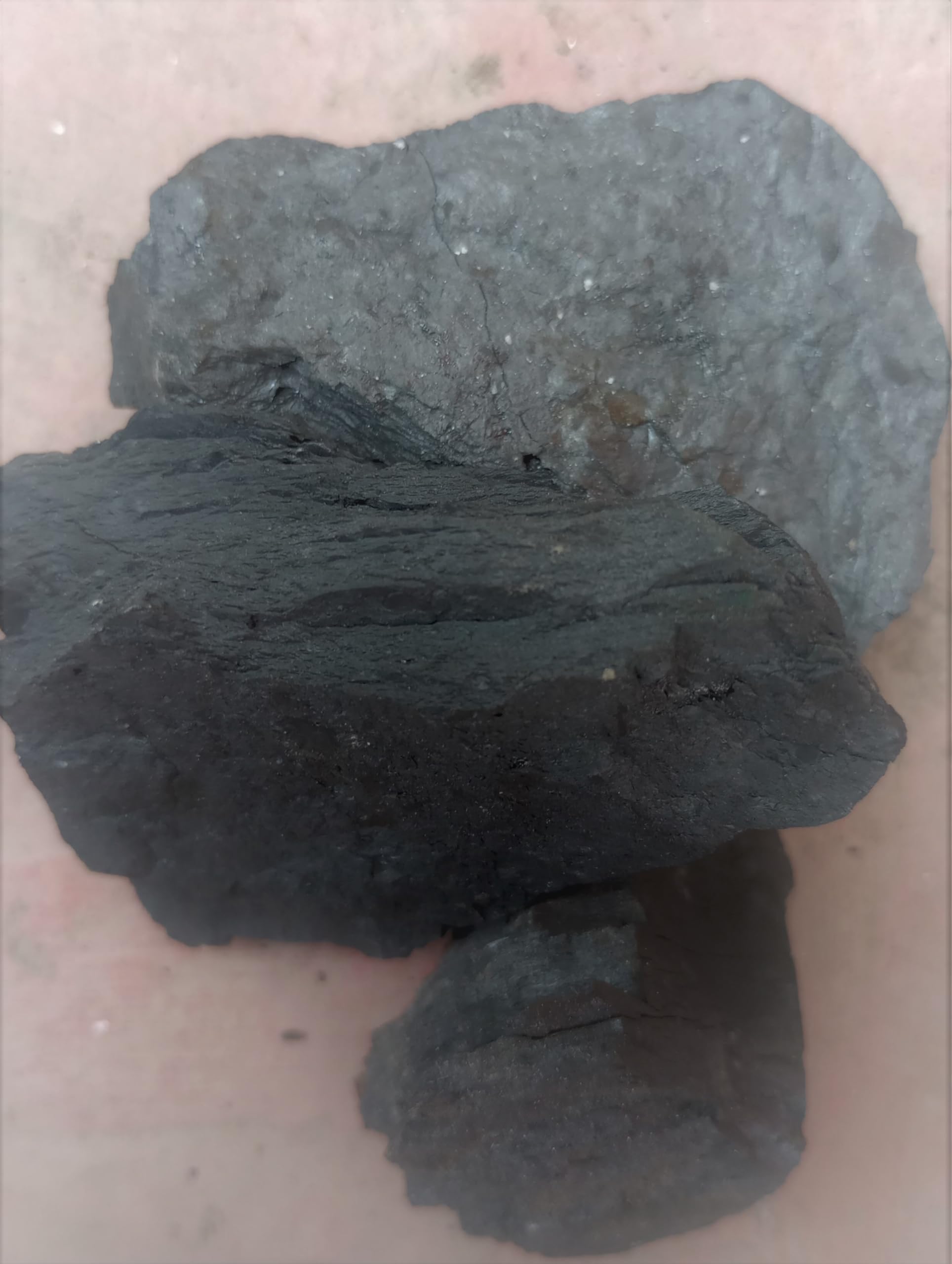High Heat Coal for Experiments and Home Use, Bituminous Rock Coal (500 gm) (B0D2Z1K5PB) Amazon Price History, Amazon Price Tracker