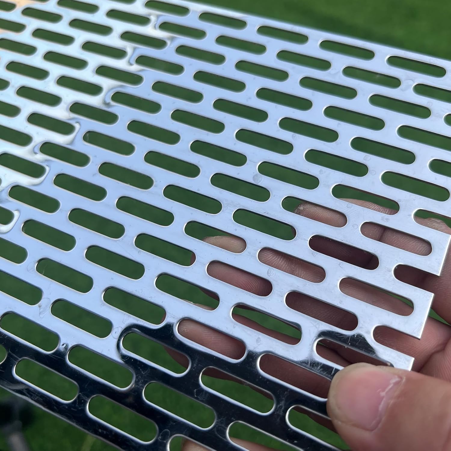 FengYoo 15.7x7.8" 304 Stainless Steel Perforated Metal Sheet - Oblong Holes 0.2x0.8" for BBQ Grate, Burn Barrel Lid, Decorative Panels