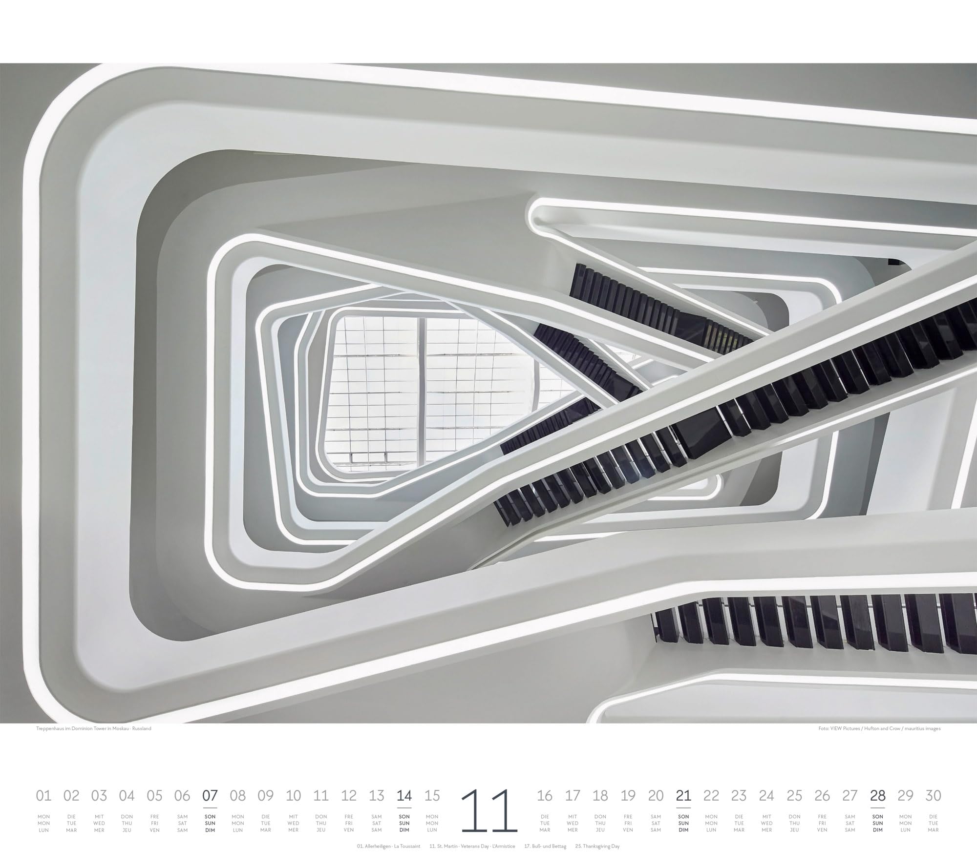 Treppen Kalender 2027 | Bildstarker Architektur-Kalender im großen Querformat (54x48 cm) | Architektonische Meisterwerke | Wendeltreppe