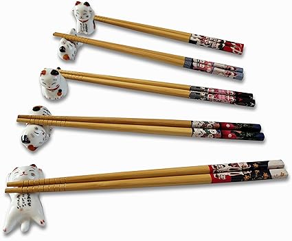 MIUFA Chopstick Rest Cute Lucky Cat and Chopsticks Japanese Style Bamboo Natural Chopsticks Gift Set of 5 Pairs