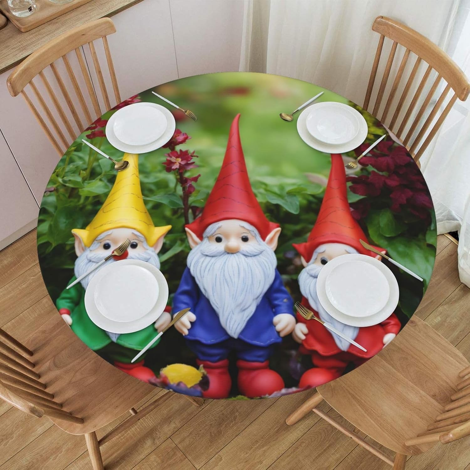 Xmas Funny Gnomes Print Outdoor Patio Kitchen Decor Supplies Wipeable Round Table Cloth for Indoor Outdoor