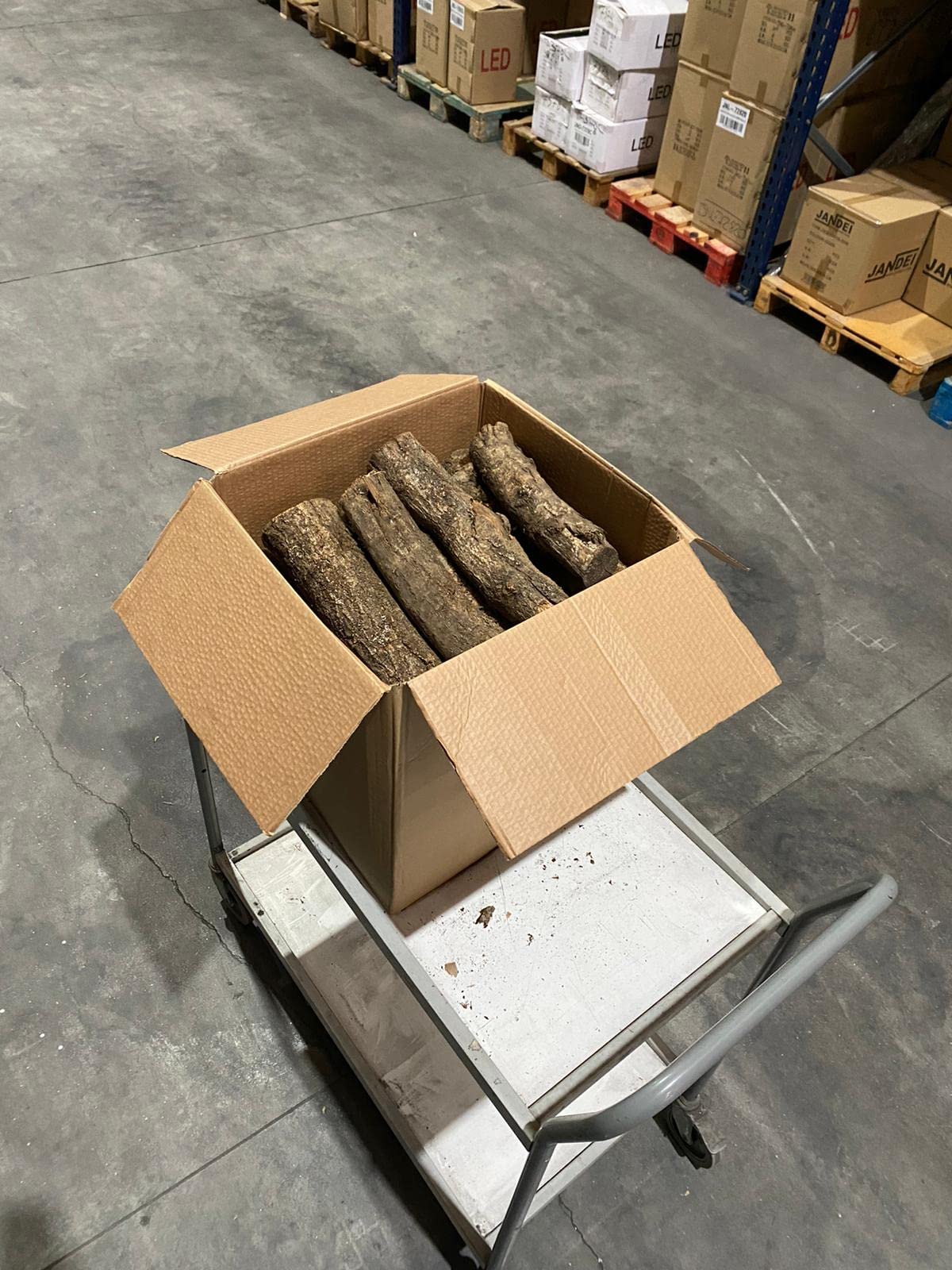 Jandei - Leña de Roble (24Kg) Tronco Mediano 30-40cm. Totalmente Seca, para Chimeneas, Barbacoas, Calderas, Estufas y Cocinas. Origen España, Marrón, JNM-0001