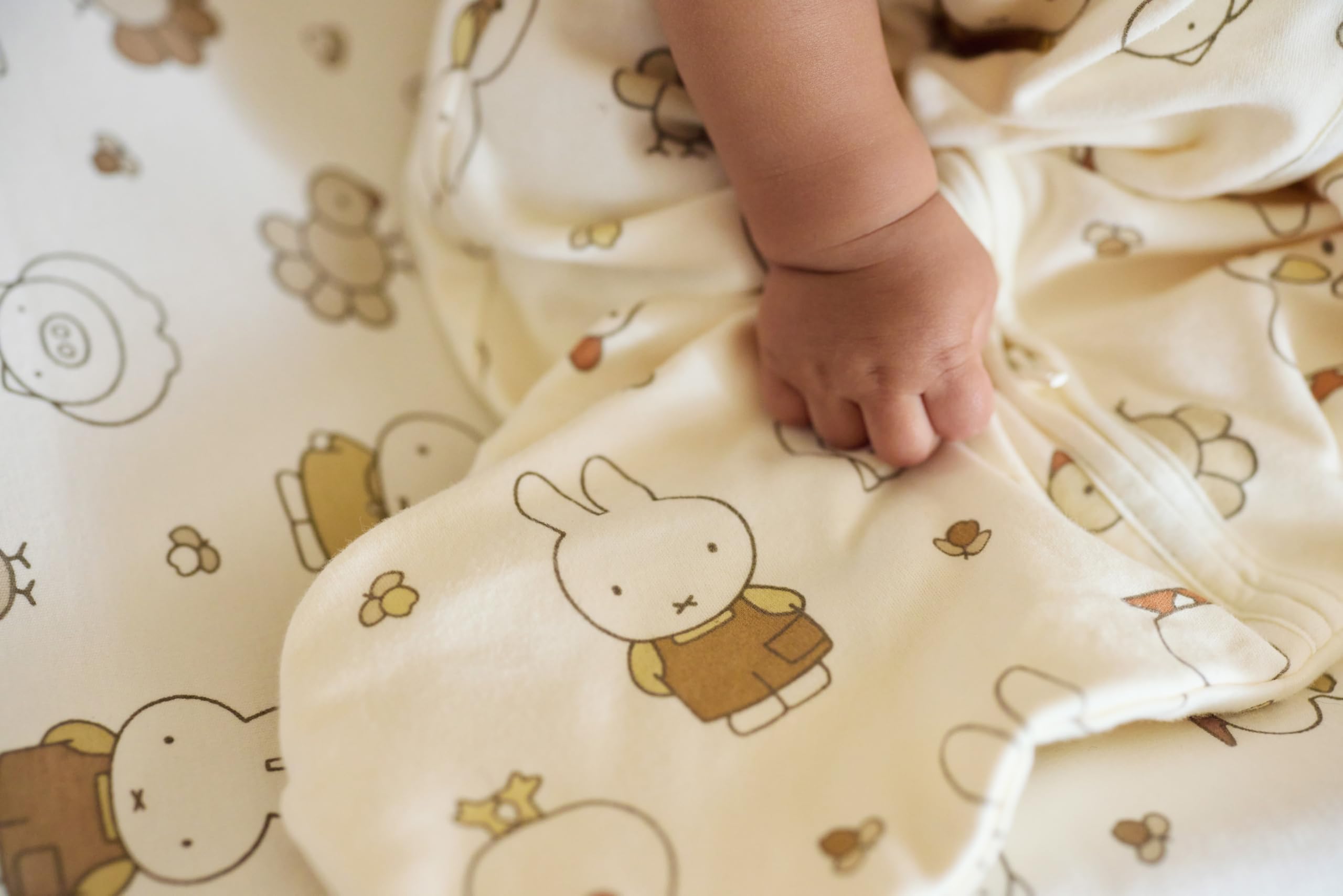 Jollein Jersey Schlafsack Baby  110cm  Miffy Family Farm  100% Baumwolle   0.5 TOG  Sommerschlafsack Baby  Mit Reiverschluss  OEKO-TEX  Zertifiziert : Amazon.de: Baby