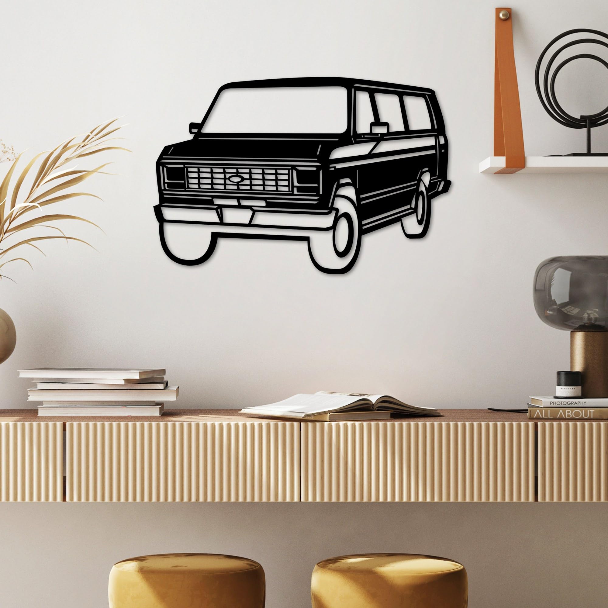 Décoration murale métal noir pour un salon contemporain et épuré Hanah Home