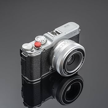 TTArtisan 27mm F2.8 Auto Focus APS-C Camera Lens Metal Light