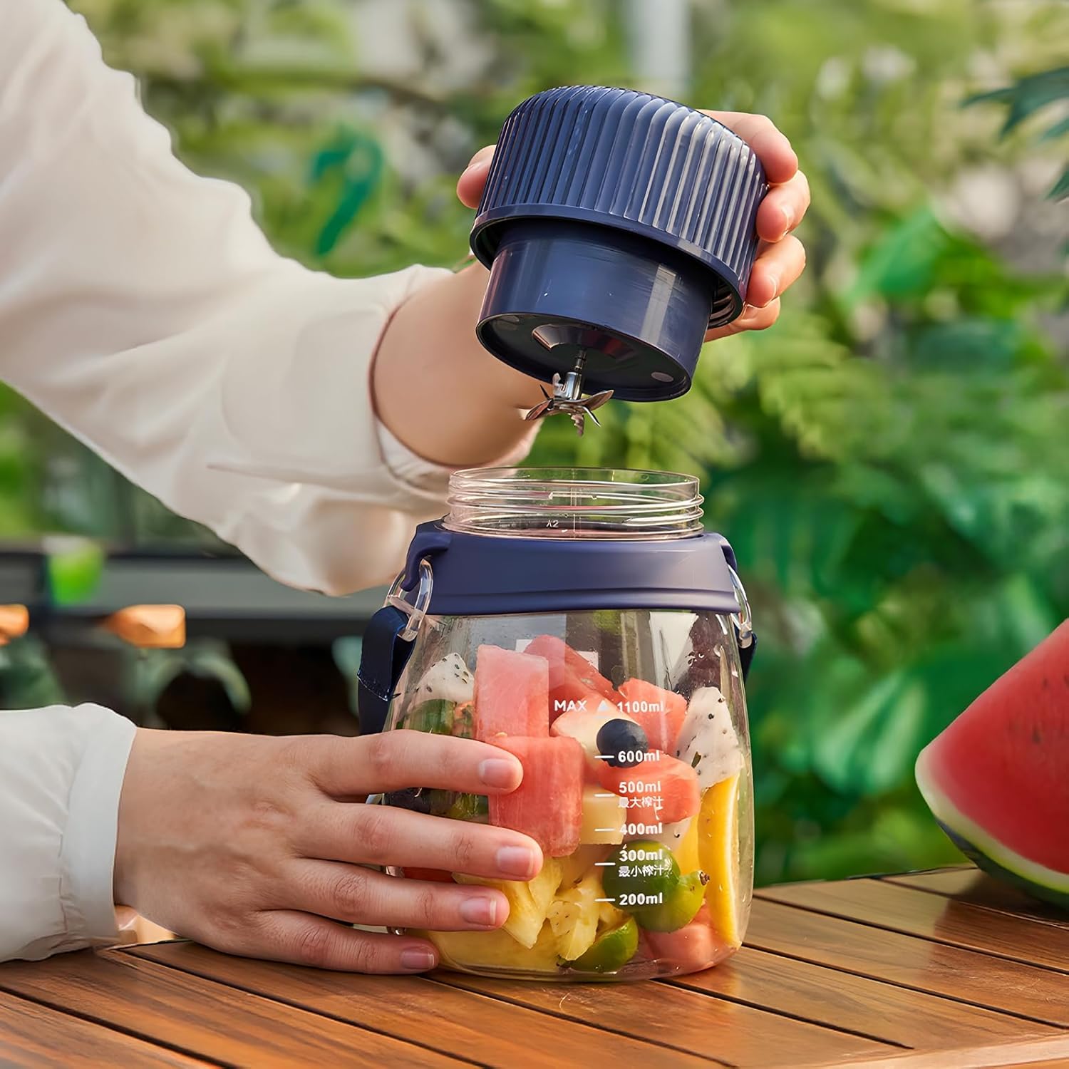 Large Capacity Portable Blender With Dual Lids, 1100 Ml Juicer, Multi-Functional Electric Juice Cup For Travel And Fitness, Type-C Rechargeable