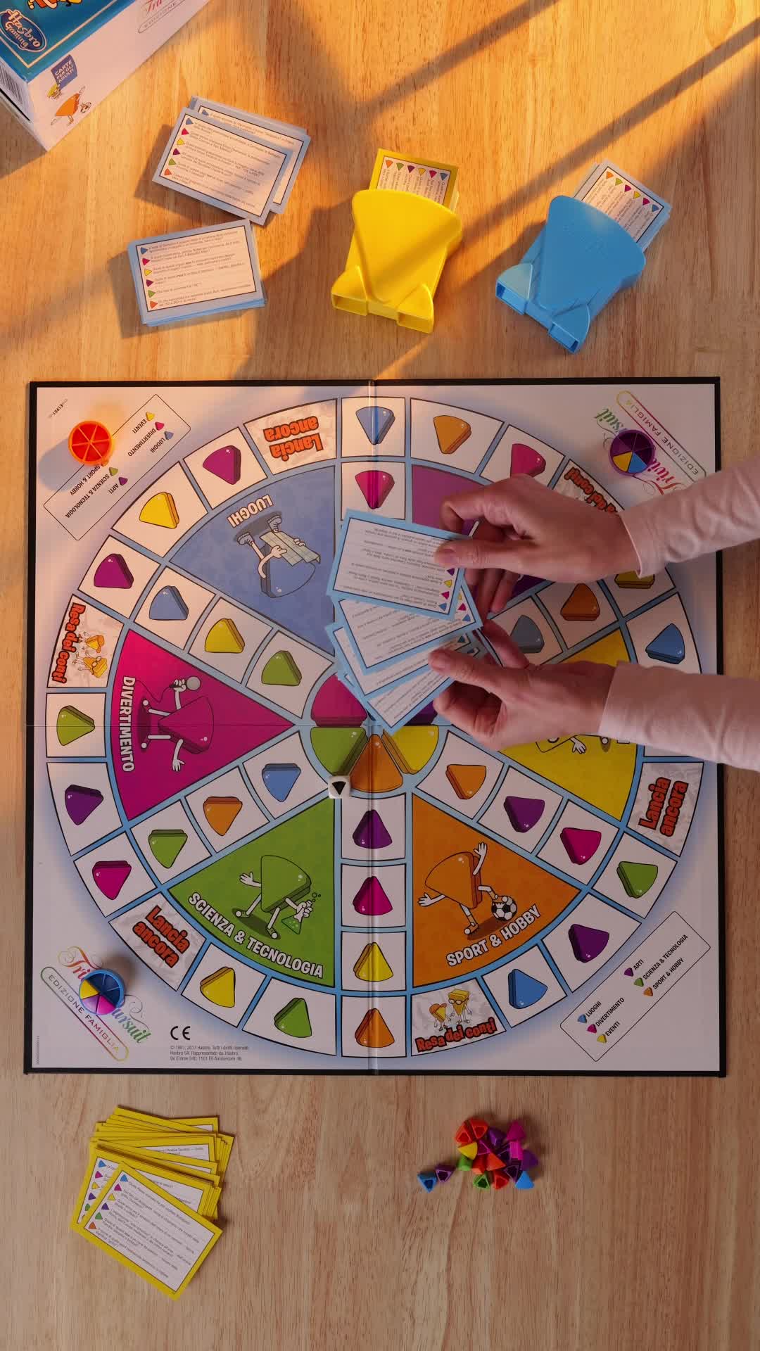 Trivial Pursuit Decennio: 2010 - 2020, gioco da tavolo per adulti e adolescenti - Hasbro - Games Trivial Pursuit Decennio: 2010 - 2020, gioco da tavolo per adulti e adolescenti - Hasbro - Games