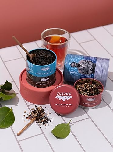 Vista 32 de JusTea Trío de té festivo Paquete variado de latas apilables con cuchara de té tallada a mano Té de hojas sueltas Cafeína variable