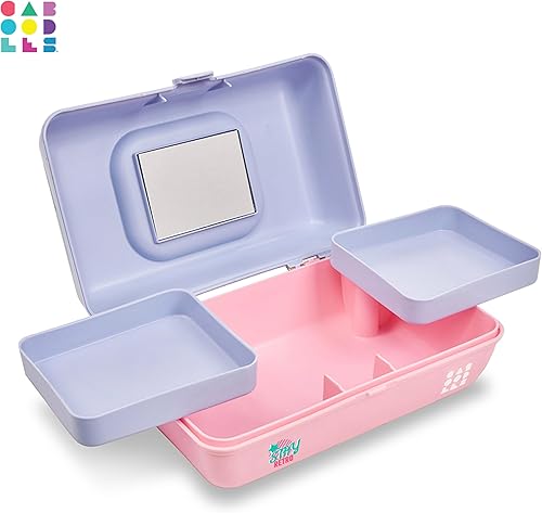 Vista 28 de Caboodles Bonita caja de maquillaje pequeña, caja organizadora de plástico duro, 2 bandejas giratorias, espejo de moda, pestillo seguro para viajes