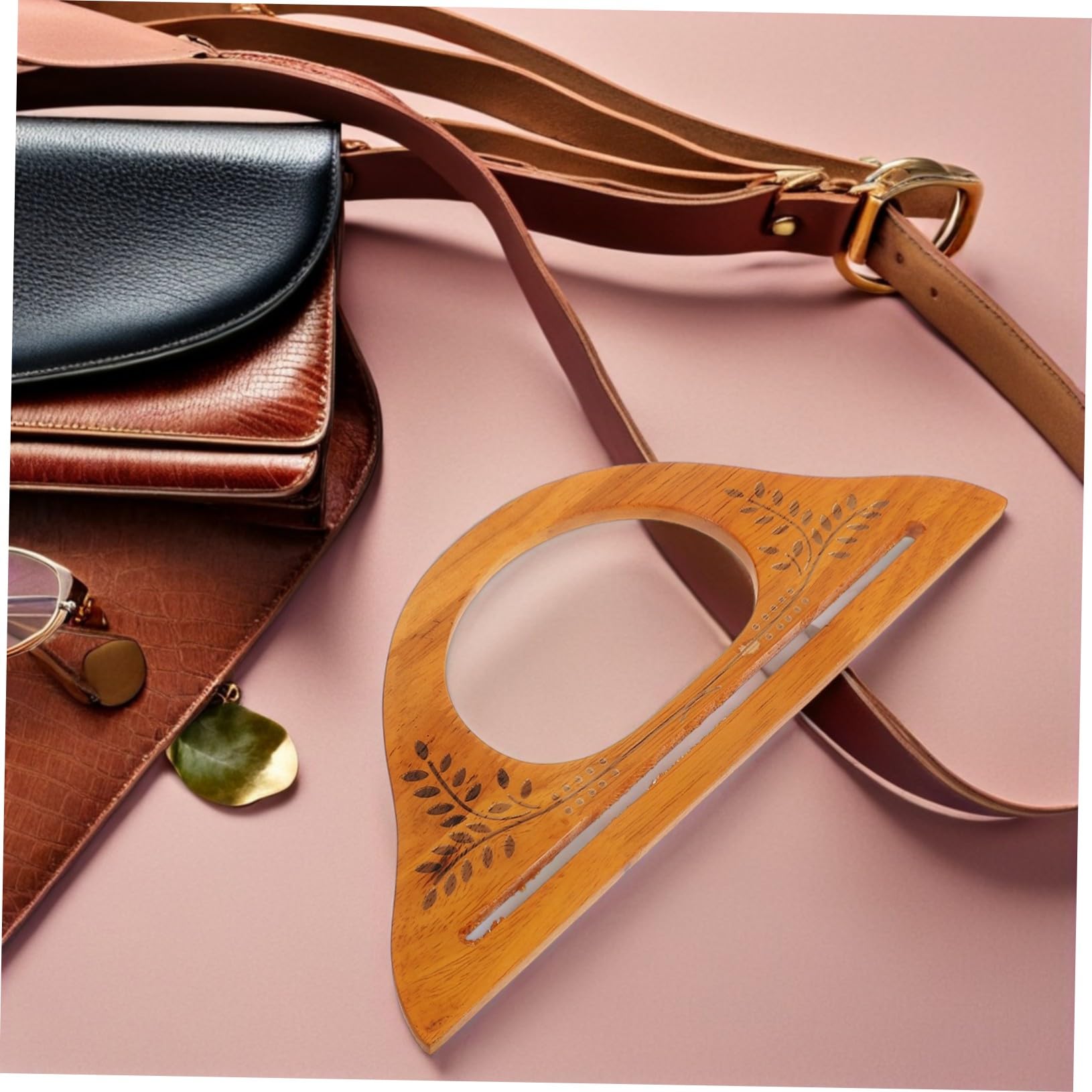 Gatuida 4 Piezas Asas de Madera para Bolsos de Ganchillo y Tote Mango Forma D con Diseño Tallado Accesorios de Repuesto para Bolsos Hechos Mano