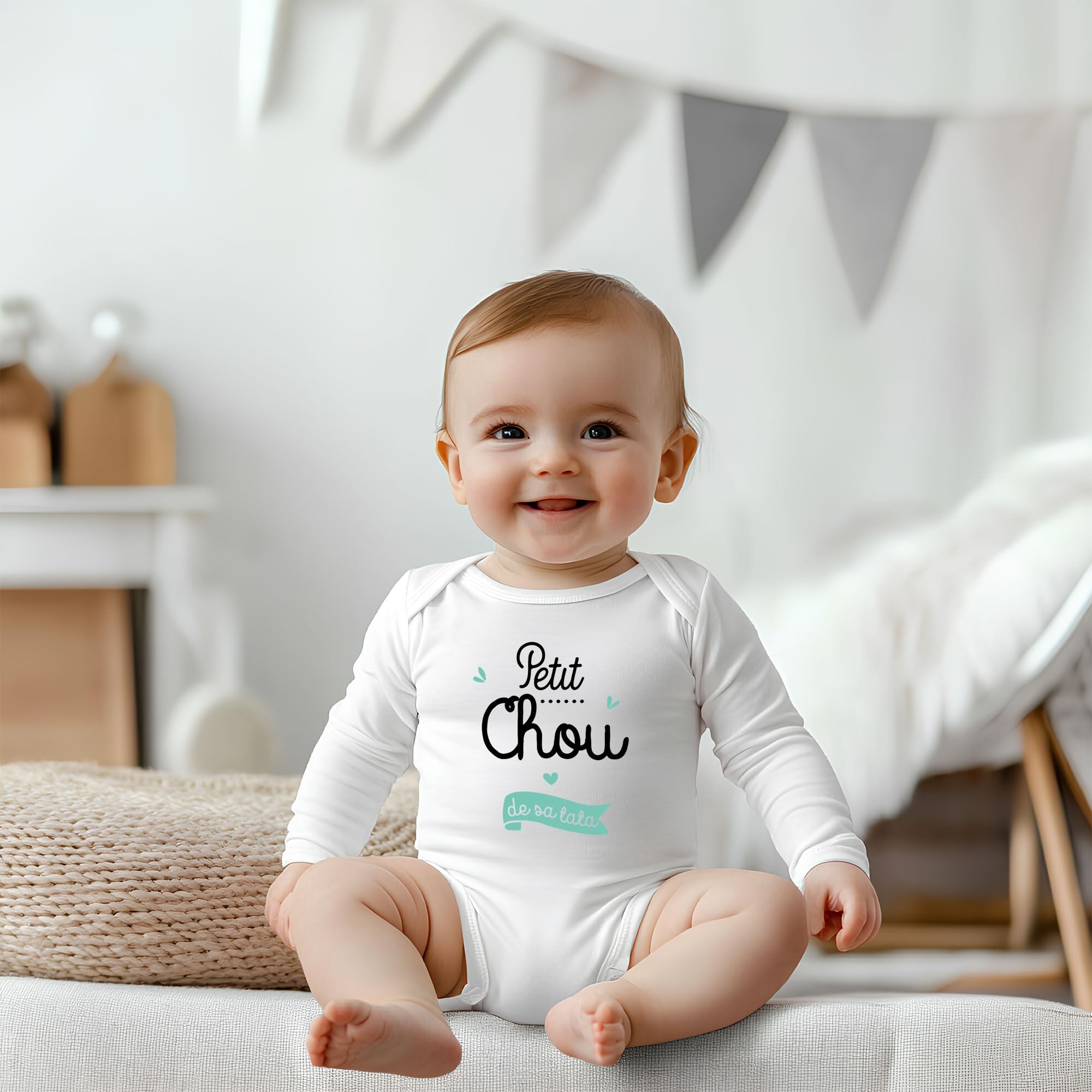 Body Bébé Garçon Ou Fille Petit Chou De Sa Tata Idée Cadeau Naissance Noël Anniversaire - Imprimé en France (Manche Longue)