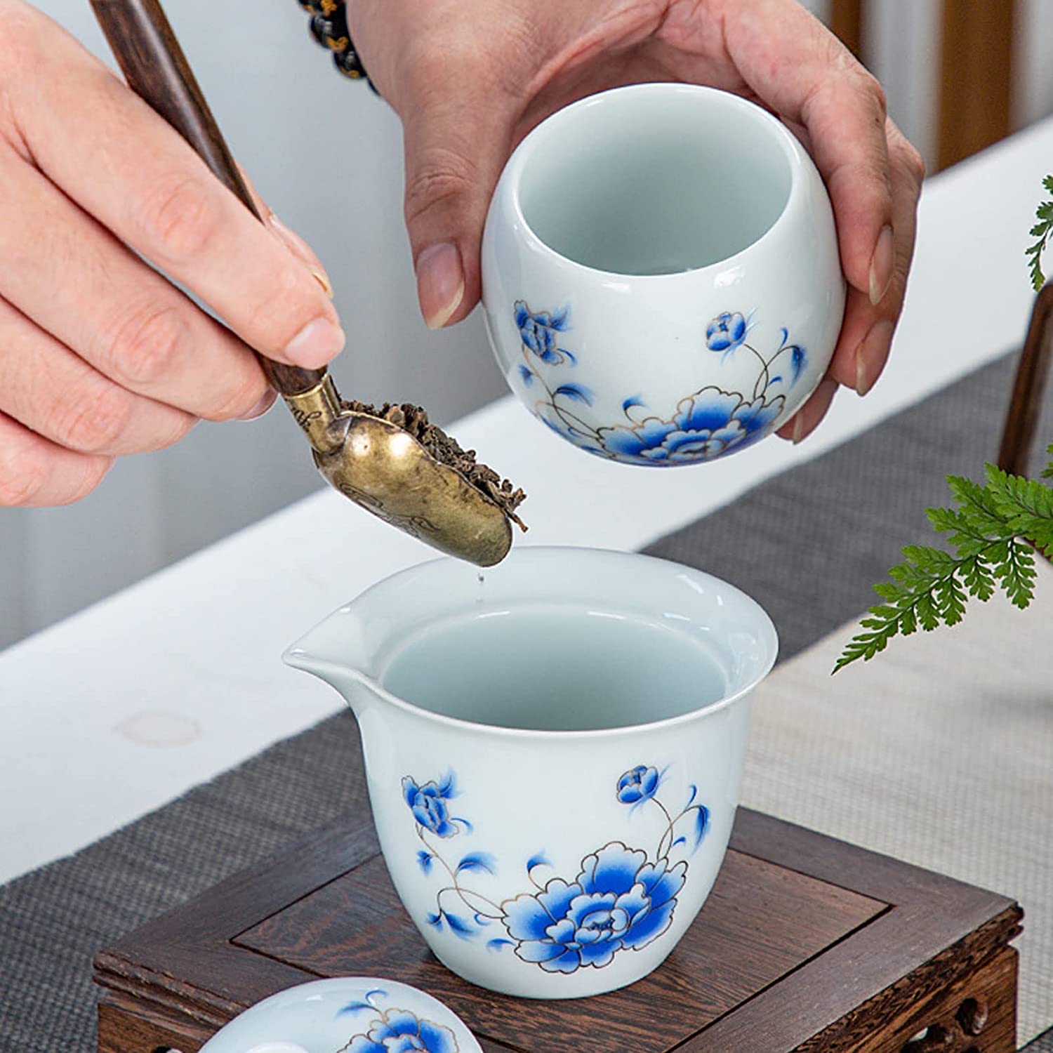 Set Da Tè Gaiwan Da Viaggio In Porcellana Bianca Di Giada Suet - 4 Pezzi Portatile Con Tappetino Per Cerimonia Del Tè Kung Fu - Regalo Per Amanti Del Tè