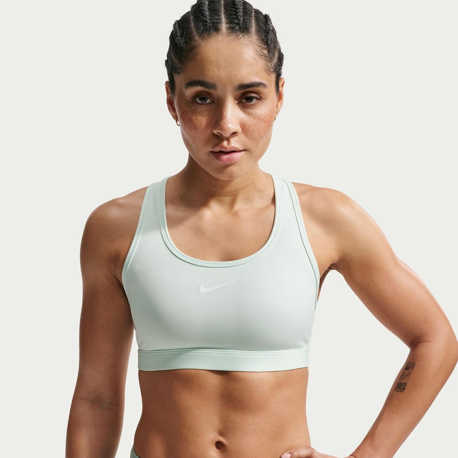 Nike Women's Swoosh Sports Bra (Medium Support)