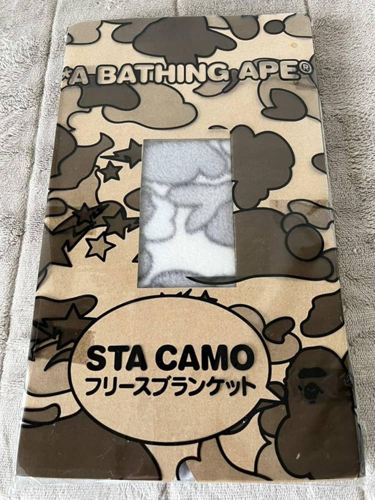 BAPE カモフラージュ フリースブランケット Amazon.co.jp: アベイシングエイプ フリース ブランケット 付録