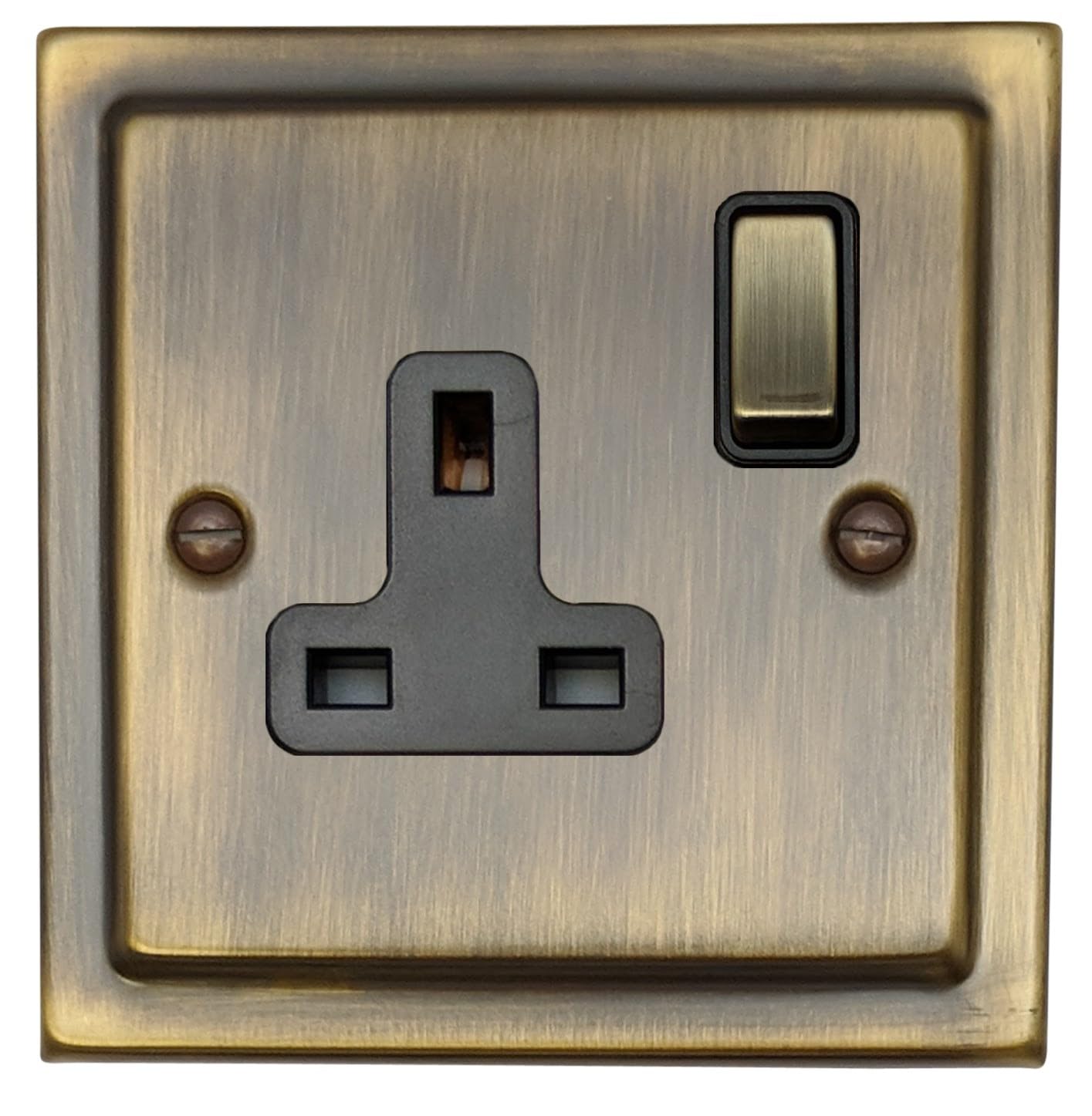 G&H Brassware TAB309 Victorian Antique Brass 13A Switched 1 Gang Single Socket