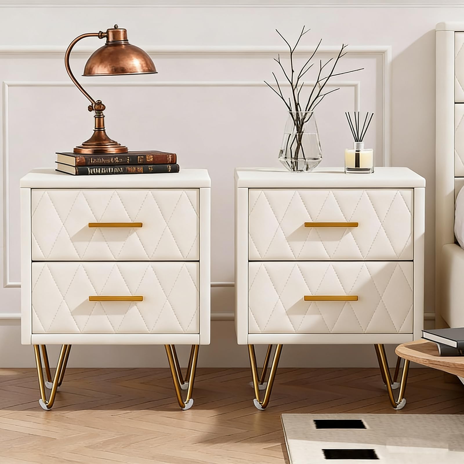 Comodino con 2 cassetti, superficie in pelle, tavolino con piedini e maniglie in metallo per camera da letto, soggiorno, 41 x 35,5 x 51 cm (beige PU+2 cassetti, 2 unità)