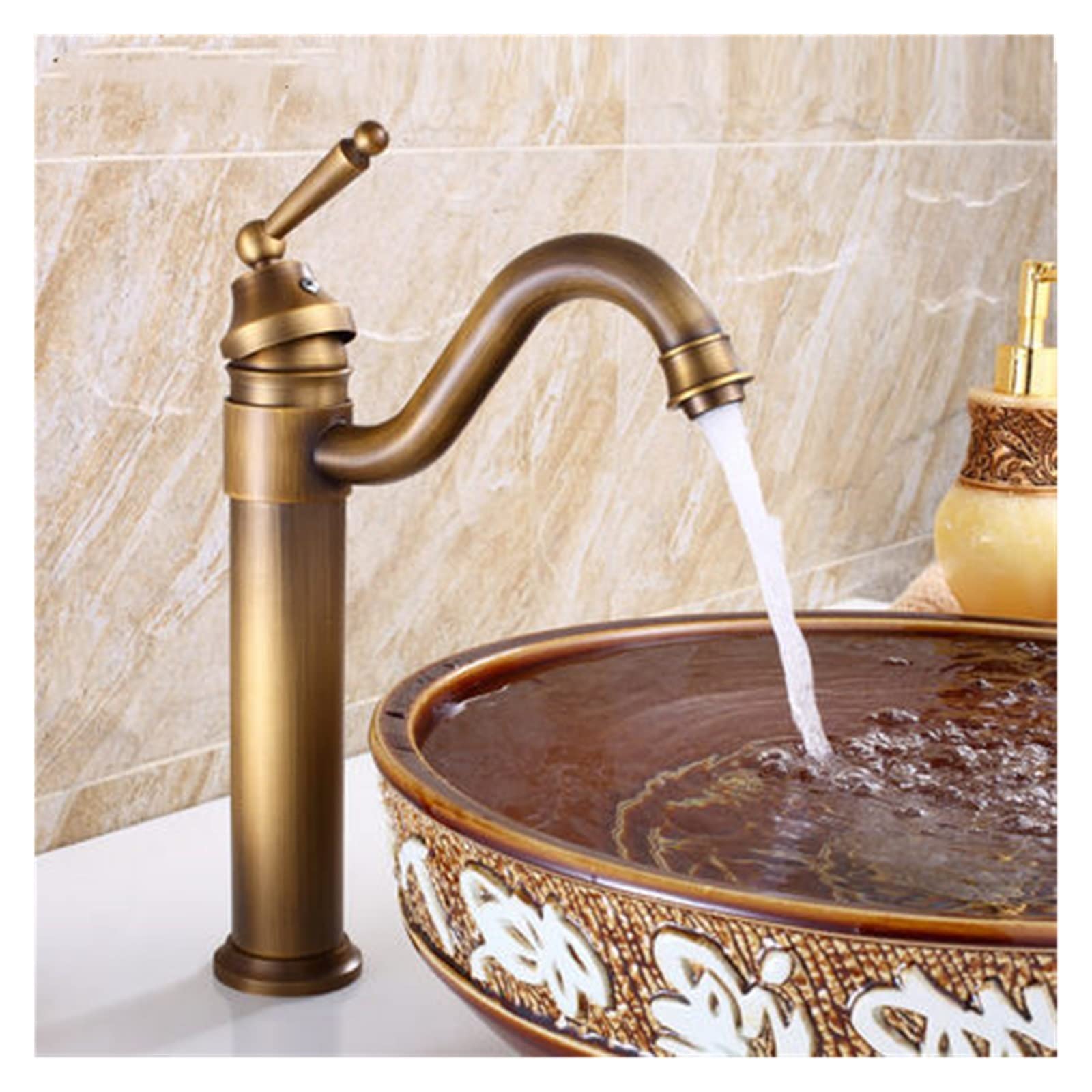 Mélangeur d'eau chaude et froide noir et or pour sublimer votre rituel bien-être