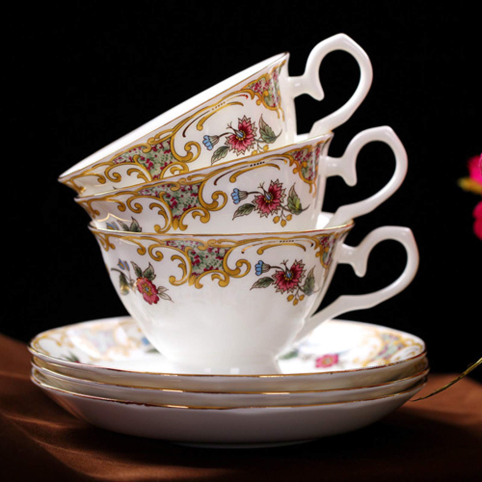Zestaw filiżanek do espresso, kubki kawy, 15 sztuk zestawów herbaty dla dorosłych z dzbankiem Popołudniowa filiżanka i spodek porcelany kostnej Cukiernica dzbanek na mleko Prezent ślub