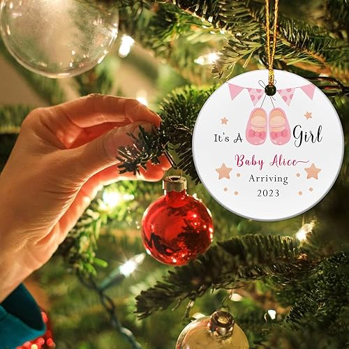 Miniatura 6 de Adorno personalizado con nombre de niña, adornos de Navidad personalizados para revelación de género, adorno de Navidad para bebé, adorno de