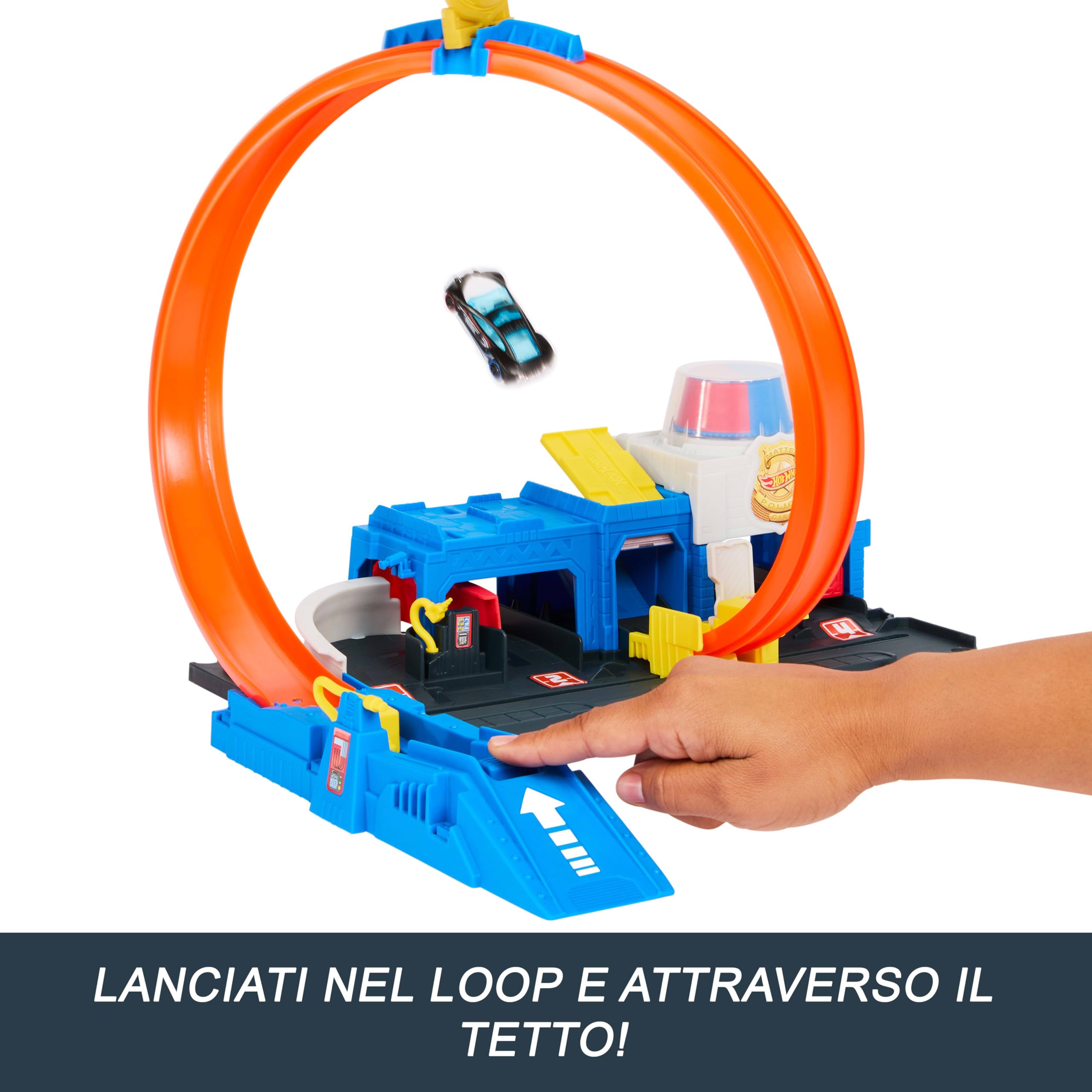 Hot Wheels City - Super Stazione di Polizia, playset regolabile con 4 corsie della pista regolabile per loop e acrobazie, macchinina inclusa, giocattolo per bambini, 4+ anni, JBM71