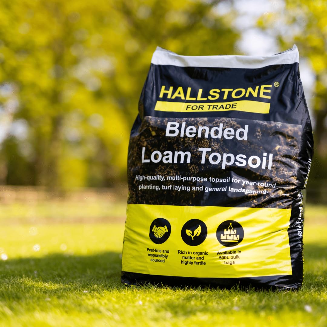 Blended Loam Topsoil 35L – Premium Garden Soil for Landscaping, Lawn Dressing, Flowers, Borders & Turf – Screened, Peat-Free & Rich in Organic Matter
