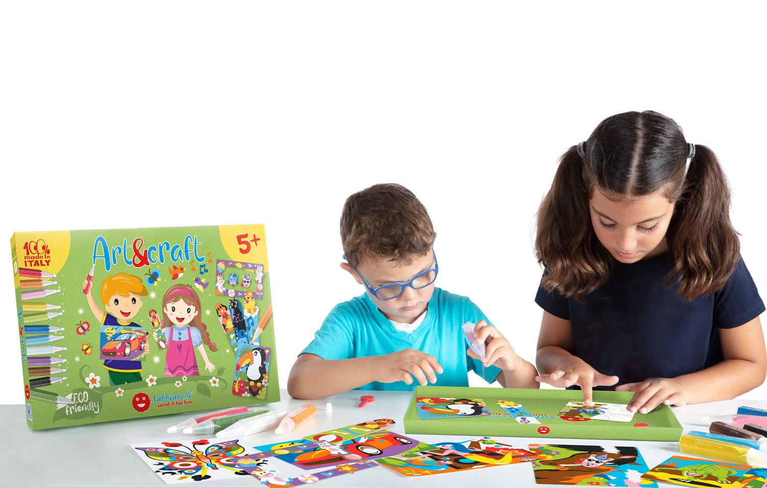 Sabbiarelli – Maxi Kit Art&Craft 5+ | Set de Sand Art con Motivos Variados | Dibujos y Láminas, Arena de Colores y 4 Espátulas | 100% Made in Italy | Niños 5-12 años