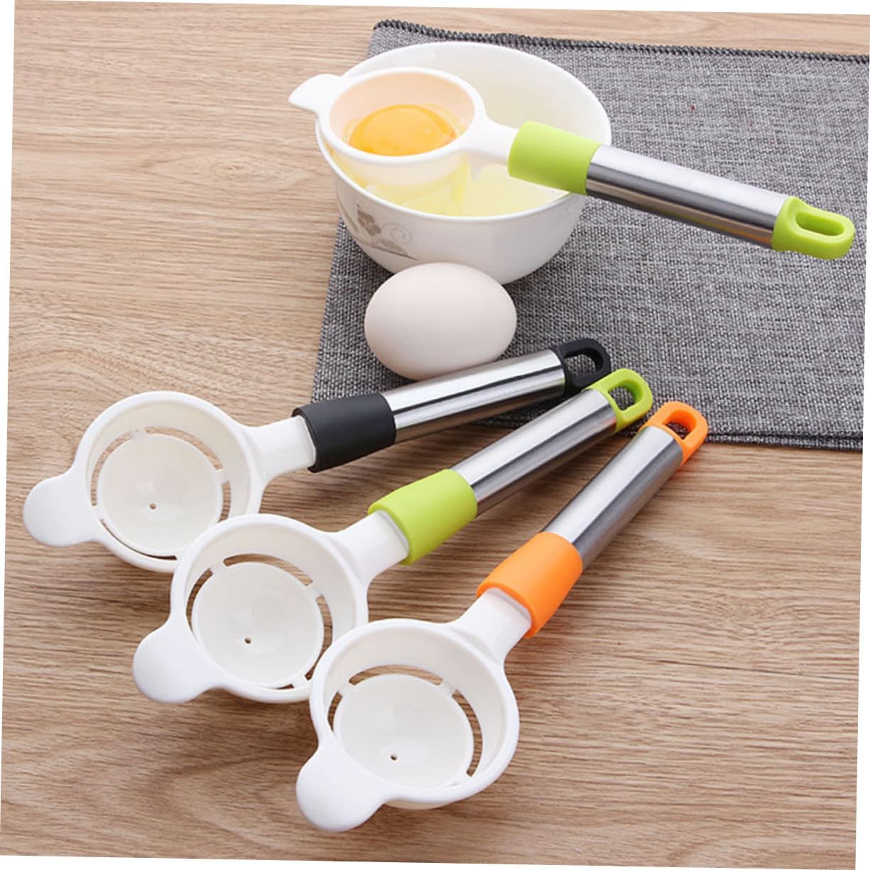 Ciieeo 3pcs Egg Separator Yolk Extractor Kitchen Cooking Gadget Divide Yolk Easily Random Color