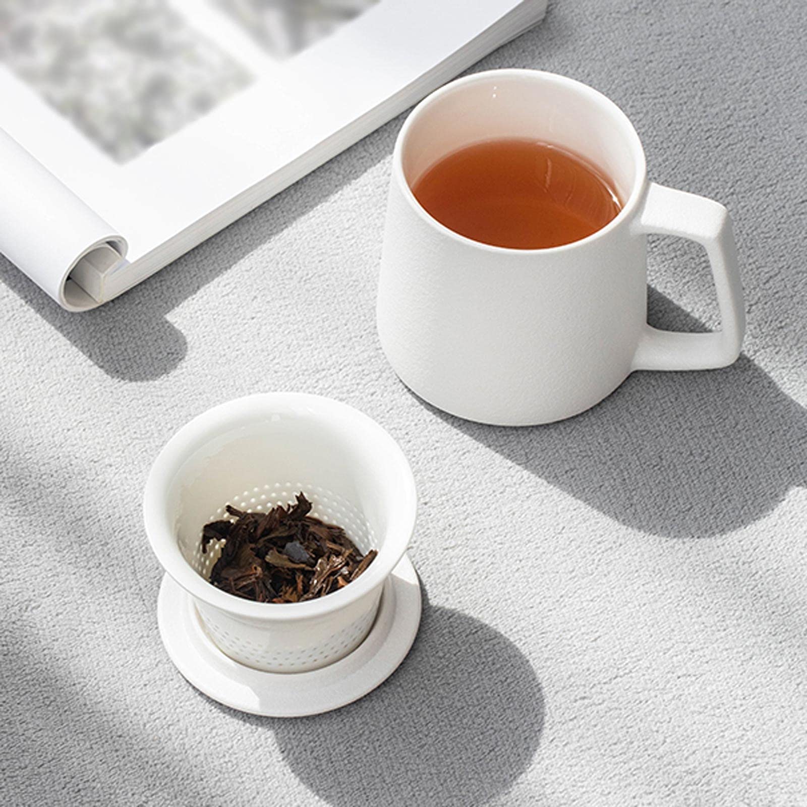 Tasse Keramiktasse mit Deckel Bürofilter Wasserbecher Becher Brauen Teetasse Tee Wasser Trennbecher 12 oz (Schwarz Weiß) Kaffeetasse (Farbe: Weiß)