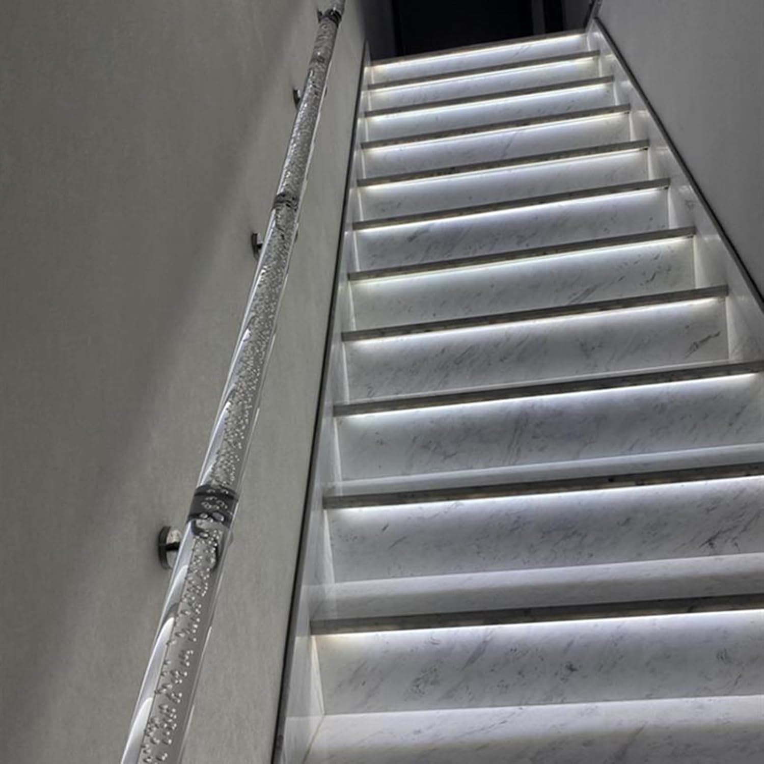 Crystal Clear Acrylic il for Stairs 3ft 20ft Length Indoor and Outdoor Use Transparent Design with Wall Mount Silver Brackets Ideal for Exterior Steps and Staircases