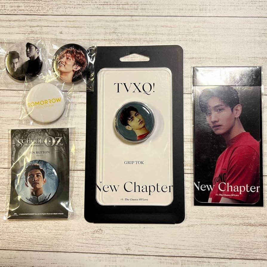 東方神起 - チャンミン ポーチ&amp;フォトカード セット SM公式 チャンミンのお誕生日グッズ | My Favorite Things