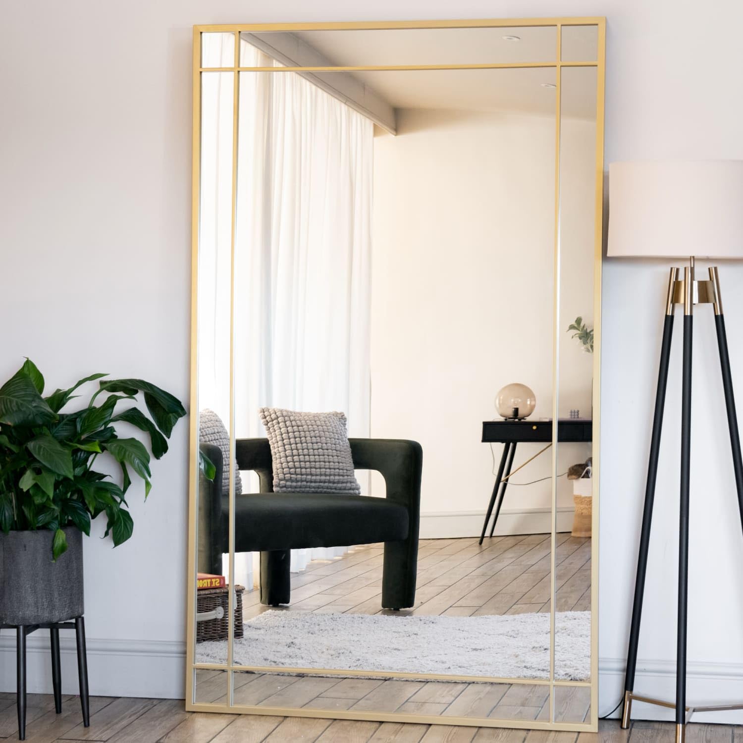 Jobu | Full Length Rectangular Leaner Mirror with Gold Metal Window Frame – Tall Oversized Mirror for Bedroom, Hallway or Living Room – 200cm x 120cm | Aimi