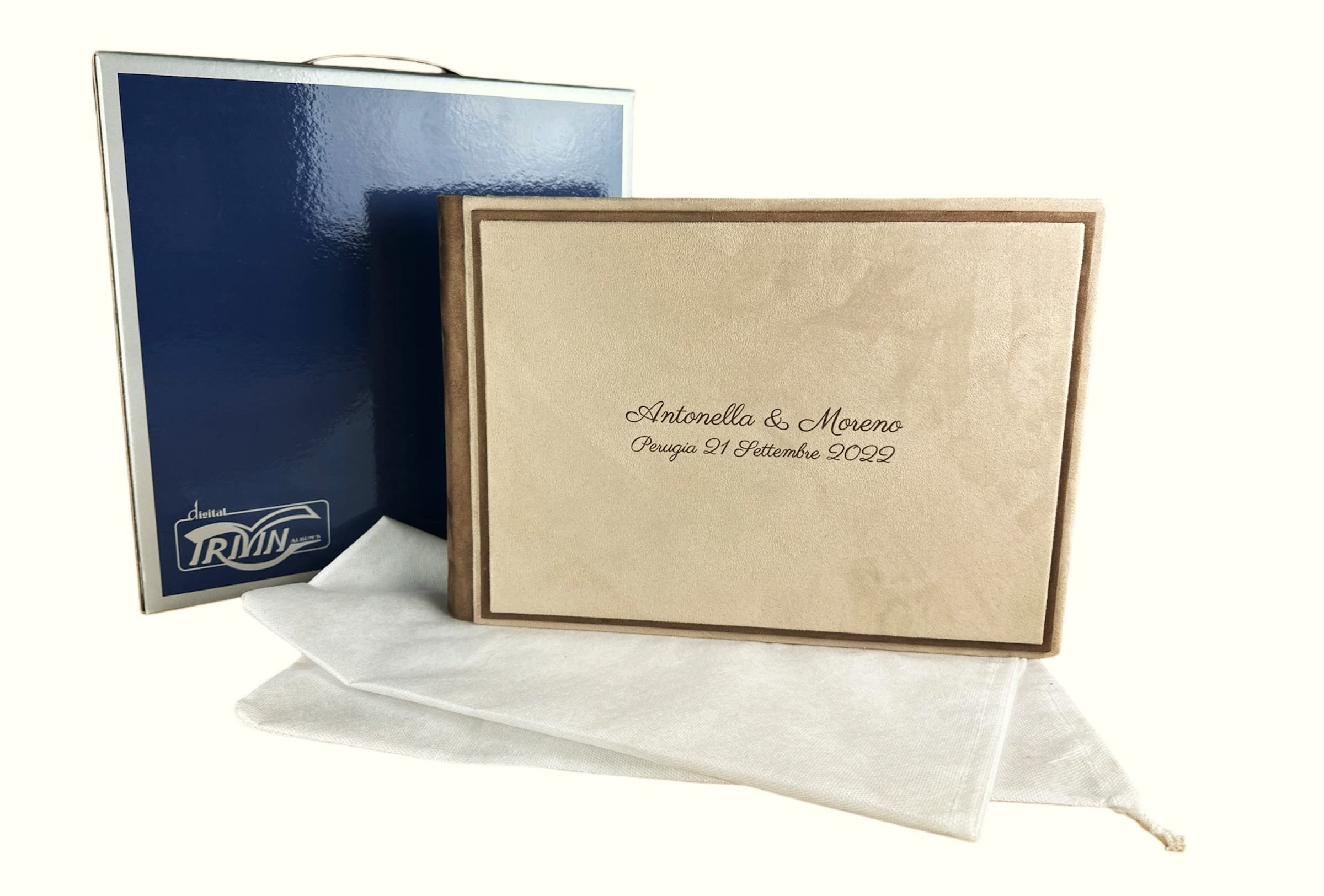 TriVin Art, album fotografico in tessuto effetto alcantara vari colori, personalizzabile con incisione. Ideale per qualsiasi evento (Avorio/Camel)