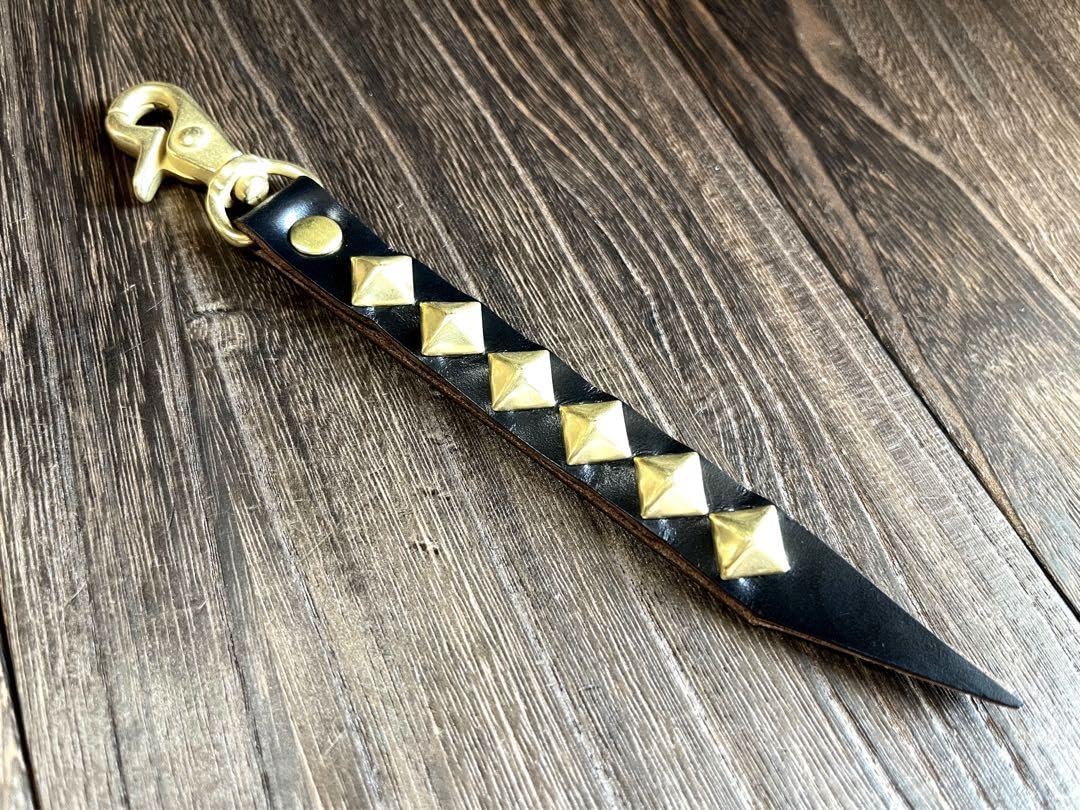 CALEE キャリー　キーホルダー セール】CALEE/キャリー STUDS&KNITTING LEATHER LONG KEY RING
