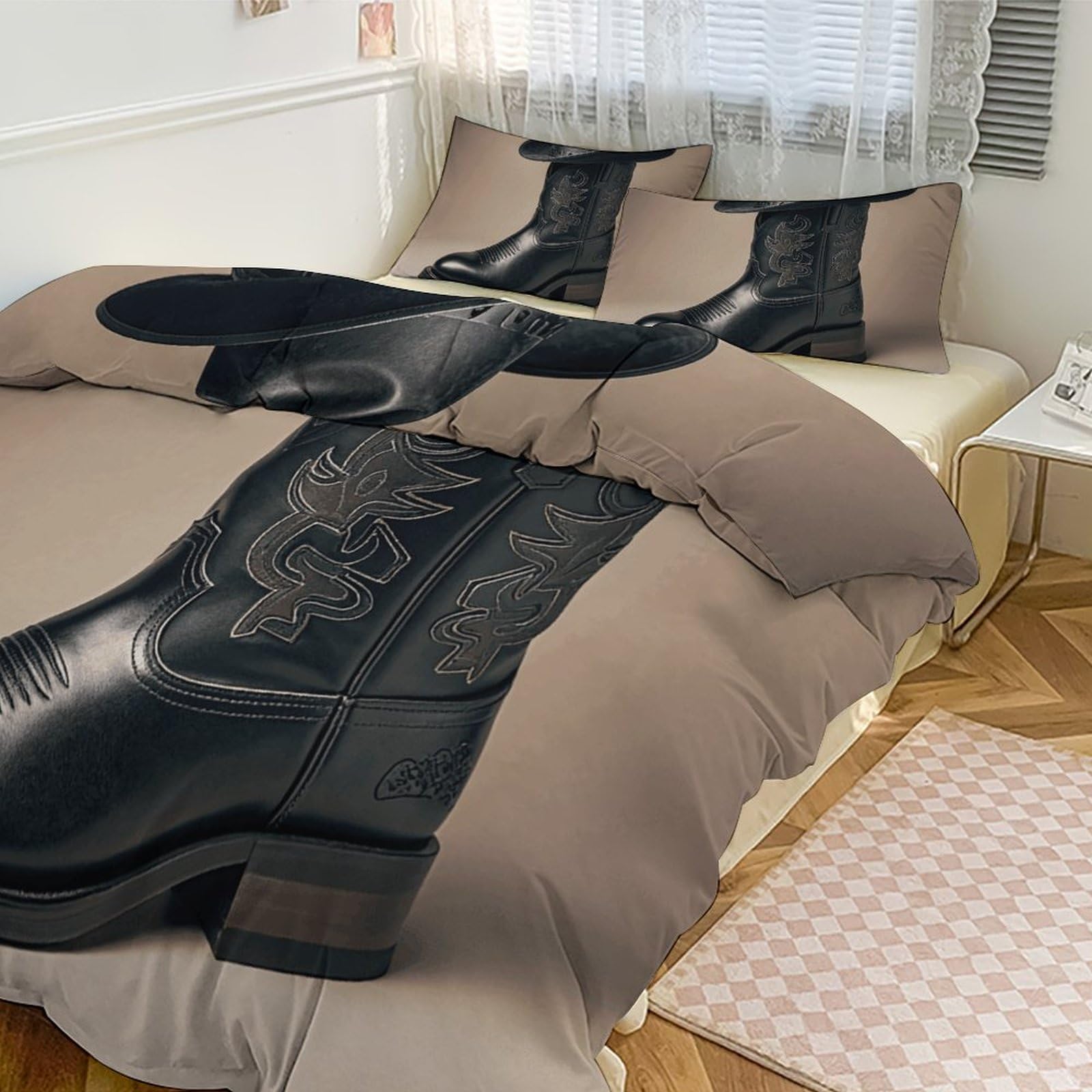Couette pour grand lit style bottes occidentales pour l'ambiance chaleureuse d'un chalet ou hôtel