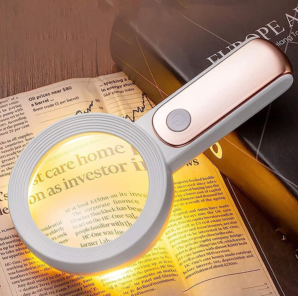 Loupe à LED extra large CRODY avec 18 diodes lumineuses pour lire sans fatigue