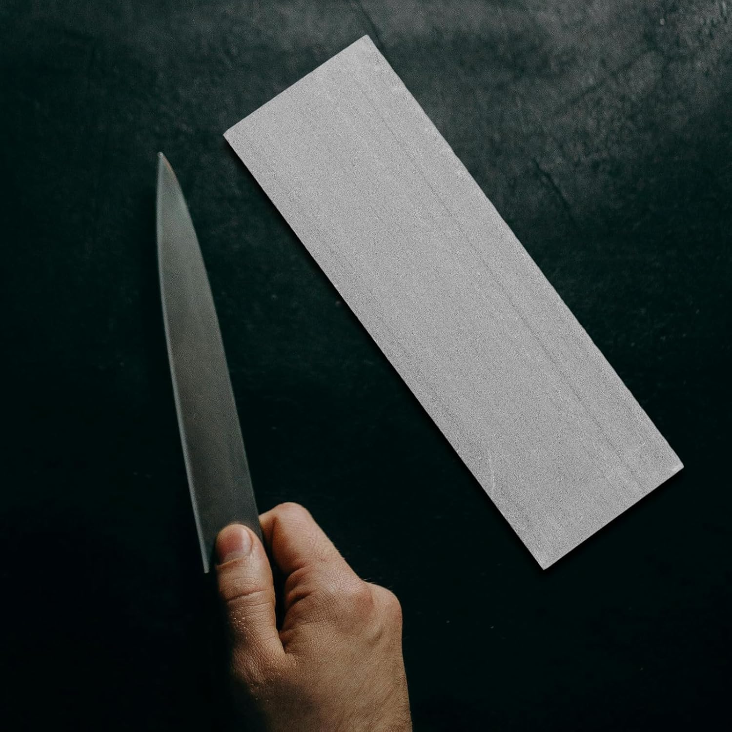 Sharpening Stone Knife Sharpener Kitchen Natural Sharpening Stone 20x7x4cm Medium Grit Home Accessory for Scissors and Cutters Household Tool