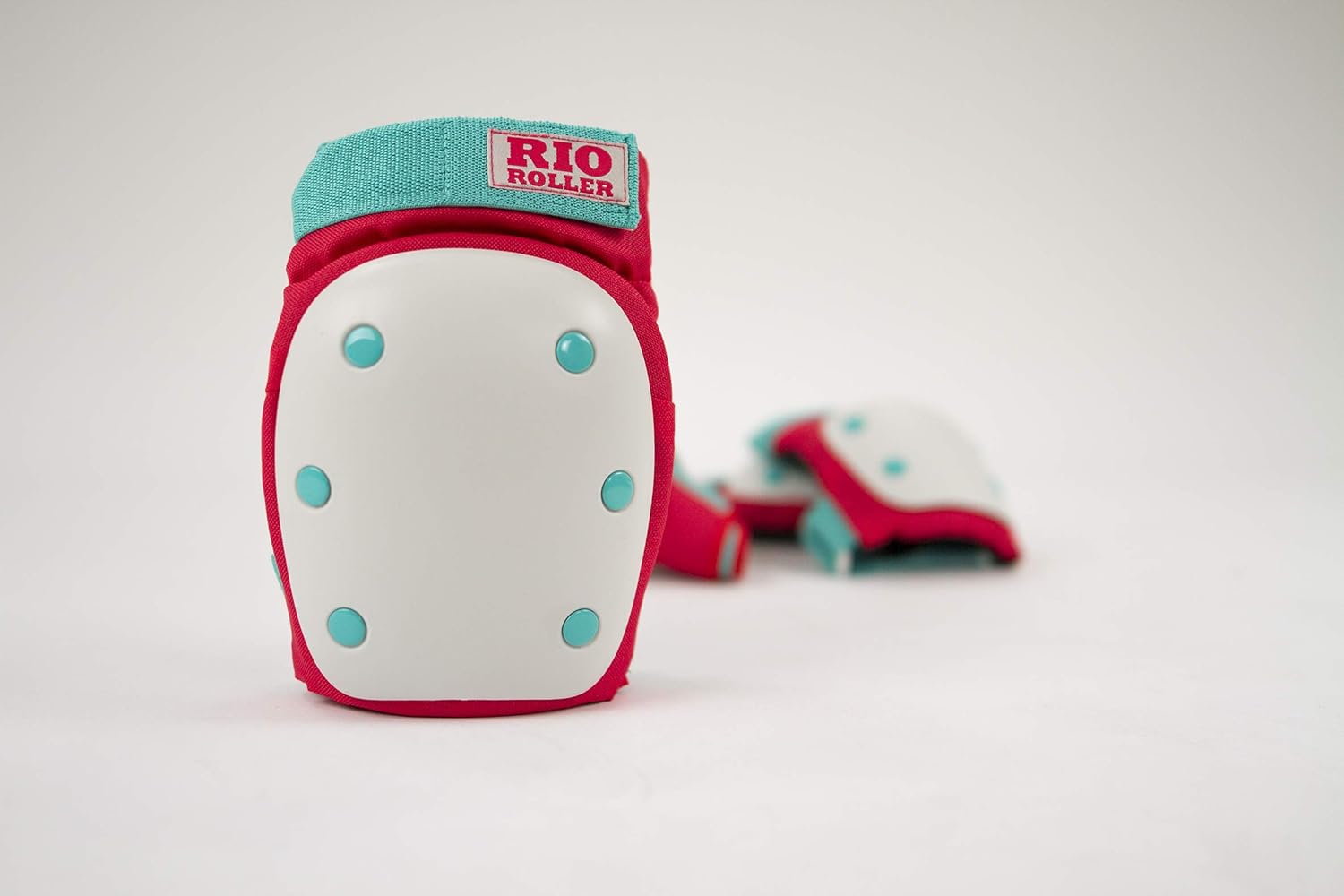 Rio knee pads Clearance