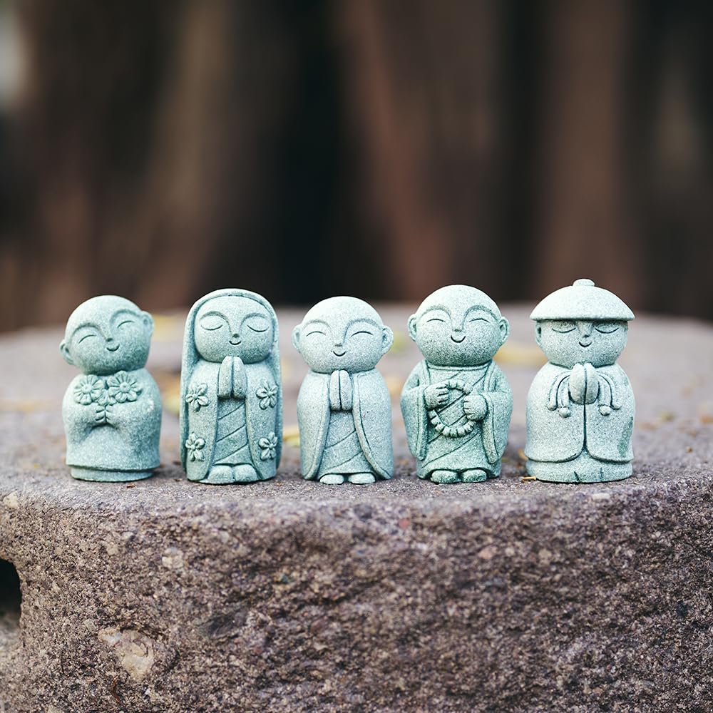 YAIUNHIQ Little Jizo Buddha Statue Outdoor Standing Jizo Monk Figurine Resin Craft Sculpture Decoration for Home Garden Yardfor Aquarium Home,A