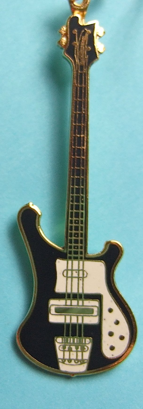 Bass ベースギター/ 付属 : ケース , エフェクター , ストラップ Amazon.co.jp: リッケンバッカーベース ギター 携帯ストラップ