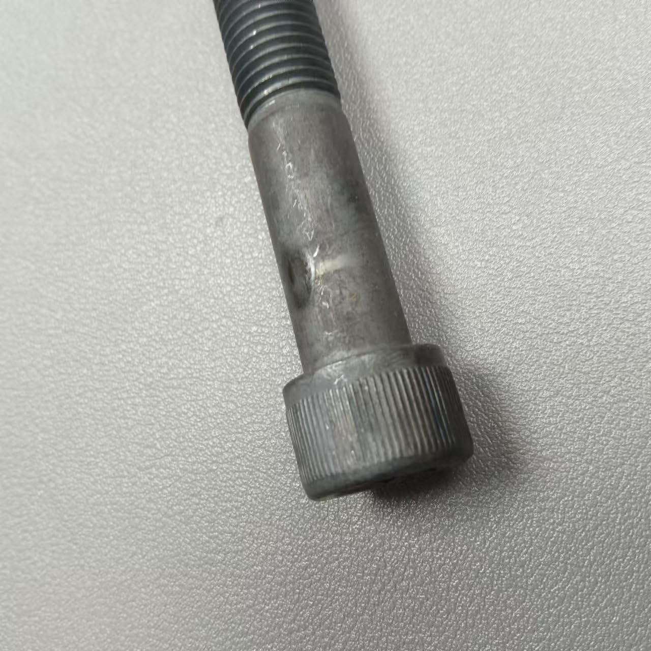 FLANGE SCREW (HEXAGON) 980734 980734