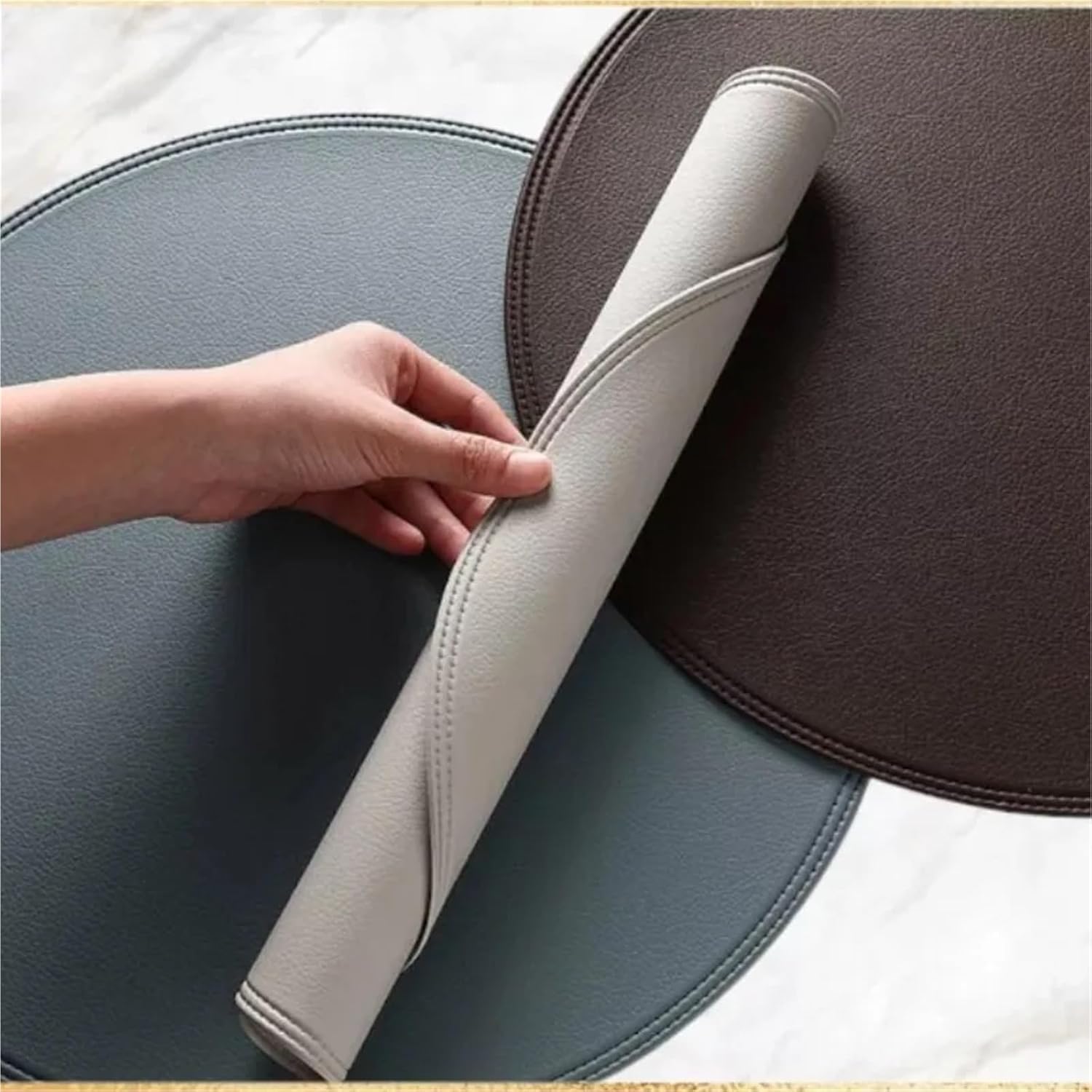 Black Round Kitchen Table Mats Non-Slip Waterproof Washable Outdoor Placemats Plate Mats for Table Decorations(YB Grey,Round 38cm 10pcs)