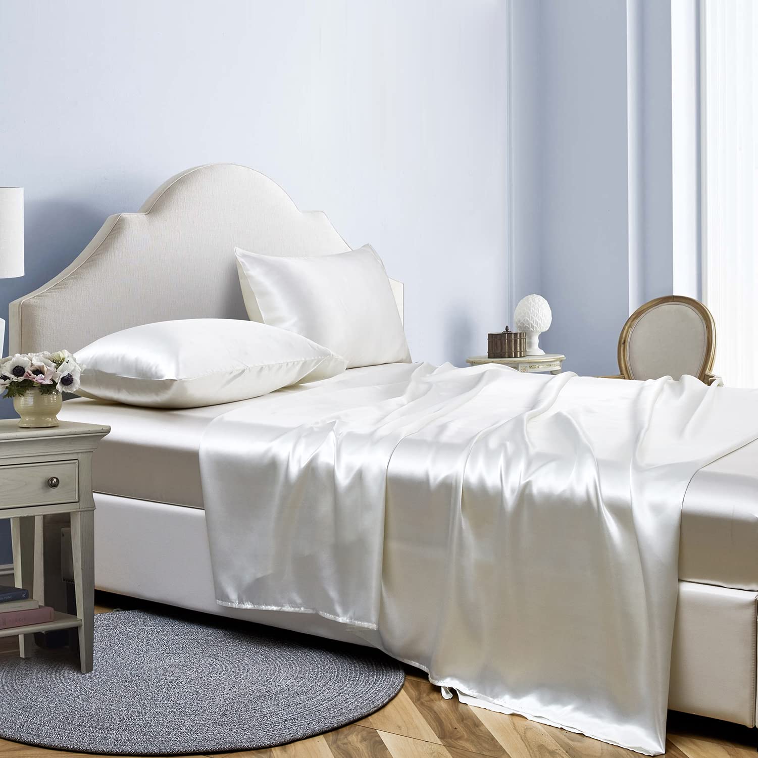 Jemiipee Juego de Sabanas de 4 Piezas Raso Cama 200 Color Sólido 200x200 cm para Colchón de hasta 36 cm de Altura - Sábana Bajera Ajustable, Encimera y 2 Funda de Almohada - Marfil