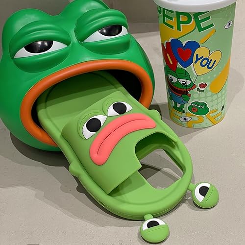 Miniatura 3 de Yatchen Fundas Kawaii para iPhone 13, bonitas fundas de teléfono con diseño de dibujos animados verdes con boca de salchicha, rana, chanclas, funda