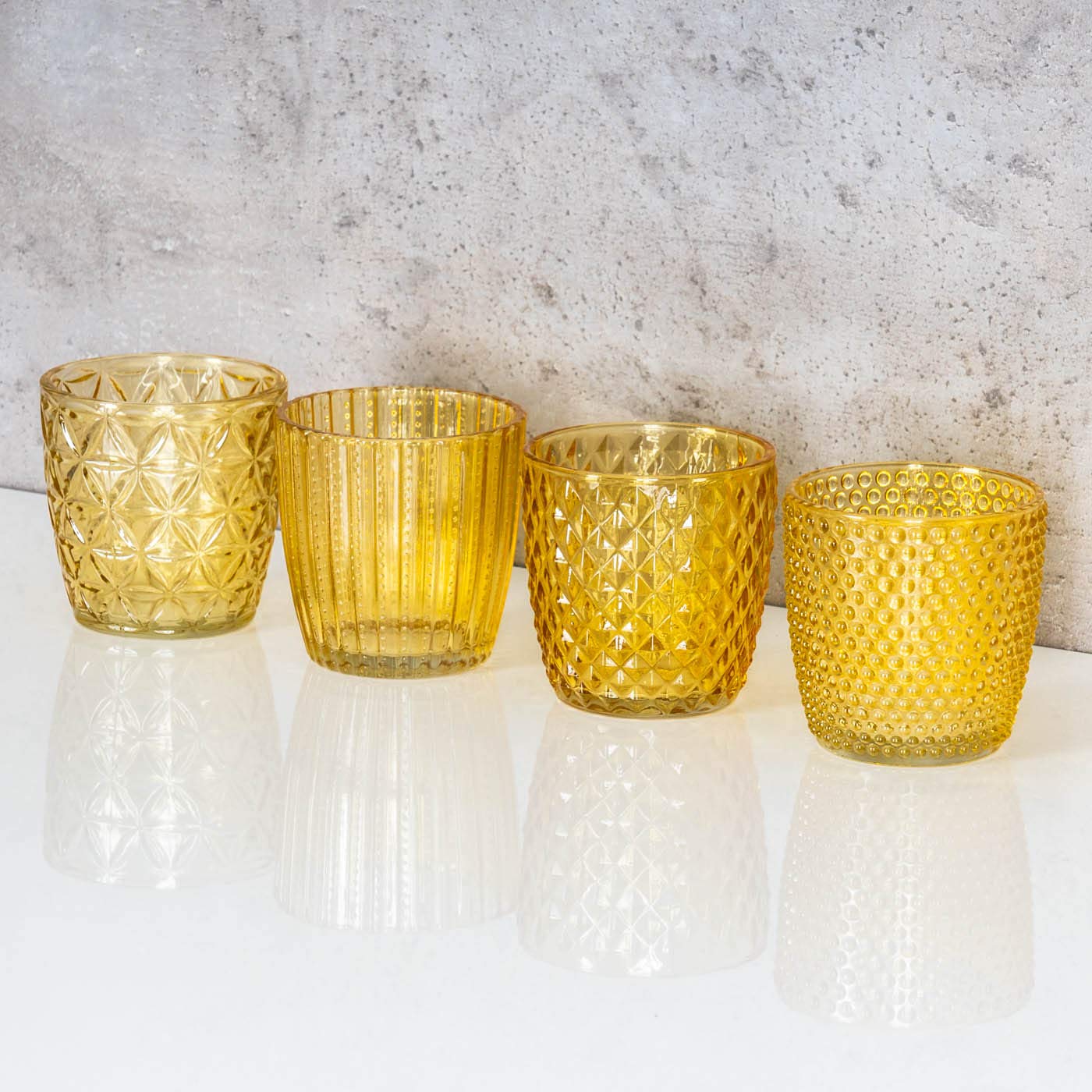 Set di 4 portacandele antivento, altezza 7,5 cm, in vetro giallo, portacandele in stile retrò, decorazione da tavolo