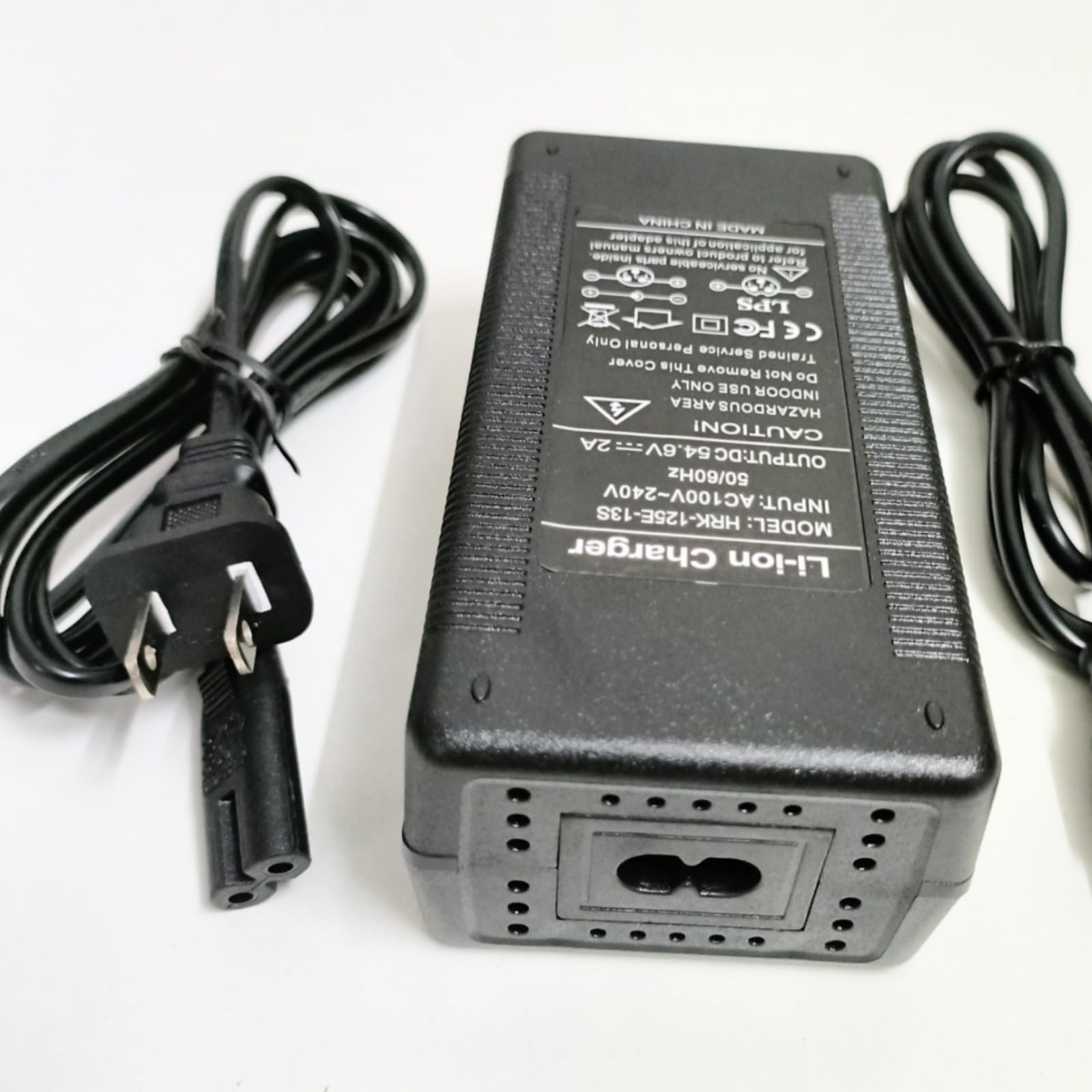 Chargeur 54,6 V 2 A 5,5 mm pour batterie Rad Power 48 V, Lectric XP 2.0 3.0, RadRunner RadRover, Himiway Cruiser, Aventon, Ecotric, Sondors, Hiboy, ViVi, Jasion eb7, 54,6 V 2 A avec