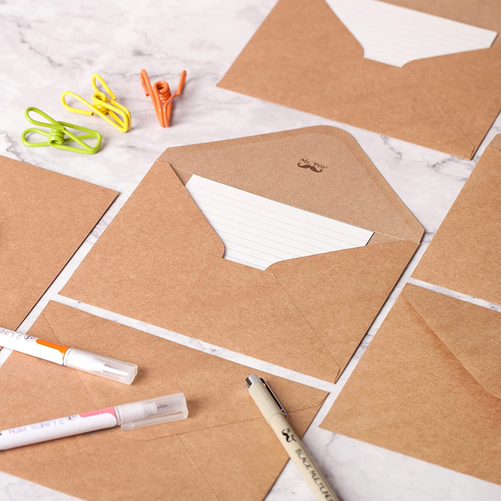 Koperty z papieru typu kraftowego, 100 sztuk, 135 x 185 mm, wysoka jakość, 140 g/m², koperty z recyklingu, brązowe, na kartki z życzeniami, zaproszenia