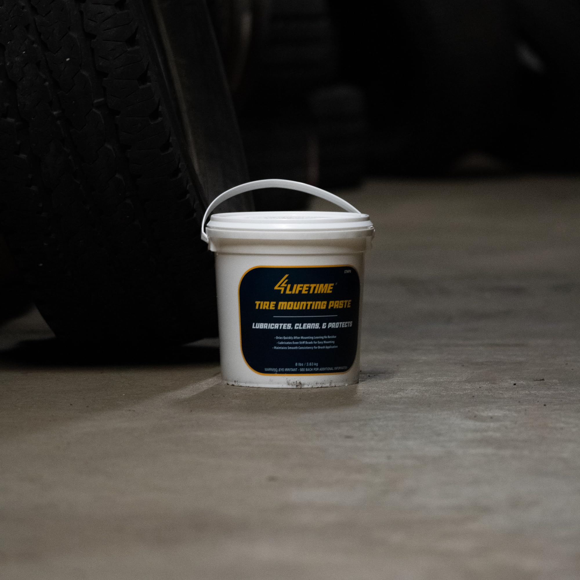 4LifetimeLines Pasta de montaje de neumáticos – Lubricante biodegradable de cuentas de 8 libras para motocicleta, bicicleta, coche, camión y ATV – Funciona en ruedas de perfil bajo, de aluminio y