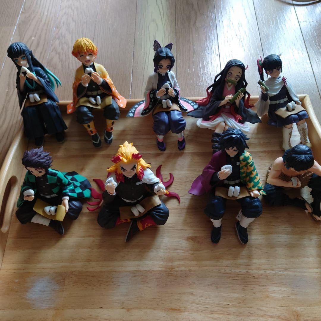 Amazon.co.jp: 鬼 滅 おにぎり食べてるフィギュア : ホビー