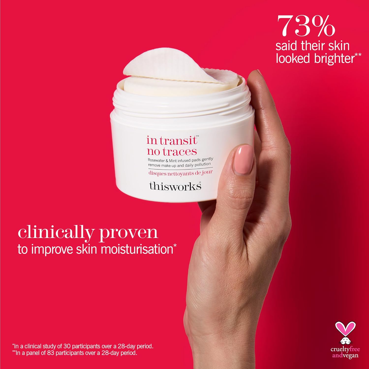 This Works - In Transit No Traces Cleansing Pads, Rosewater & Mint Infused Facial Wipes, Gentle Make-Up Remover (80 pads)