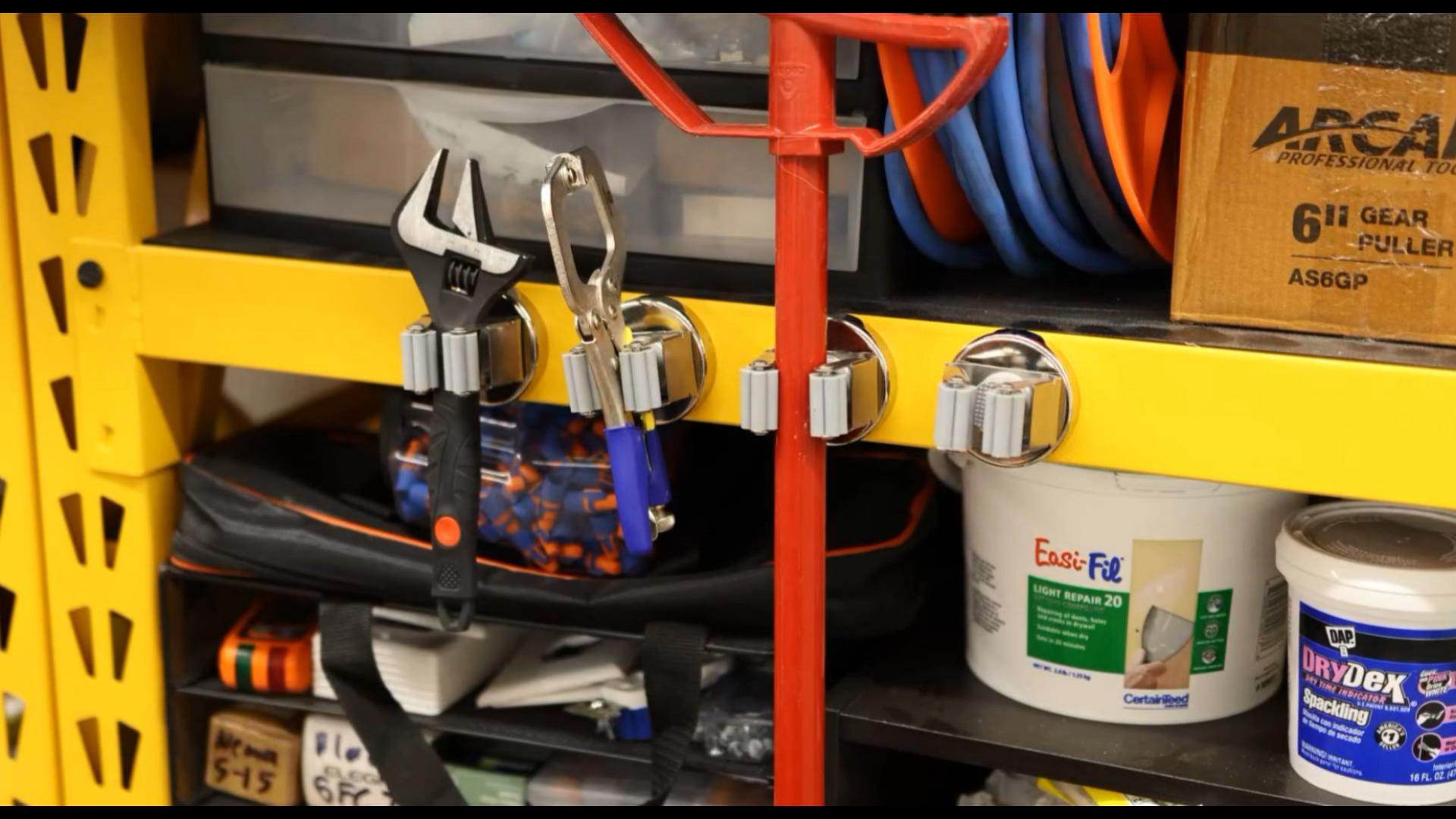 Amazon.co.jp: MUTUACTOR マグネットほうきホルダー 10ポンド